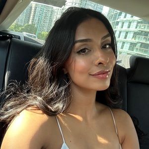 Meet your Posher, Jasmine